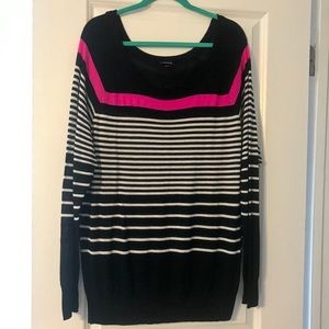 Light weight sweater